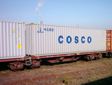 Την OOCL εξαγοράζει η Cosco και ξεπερνά την CMA που κατέχει το 67% του ΟΛΘ